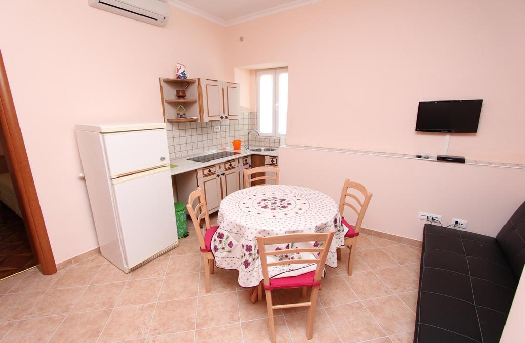 Casa Menis