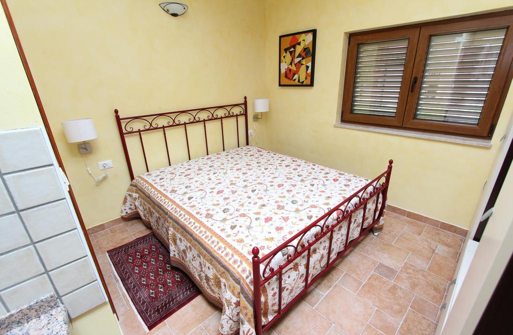 Casa Menis